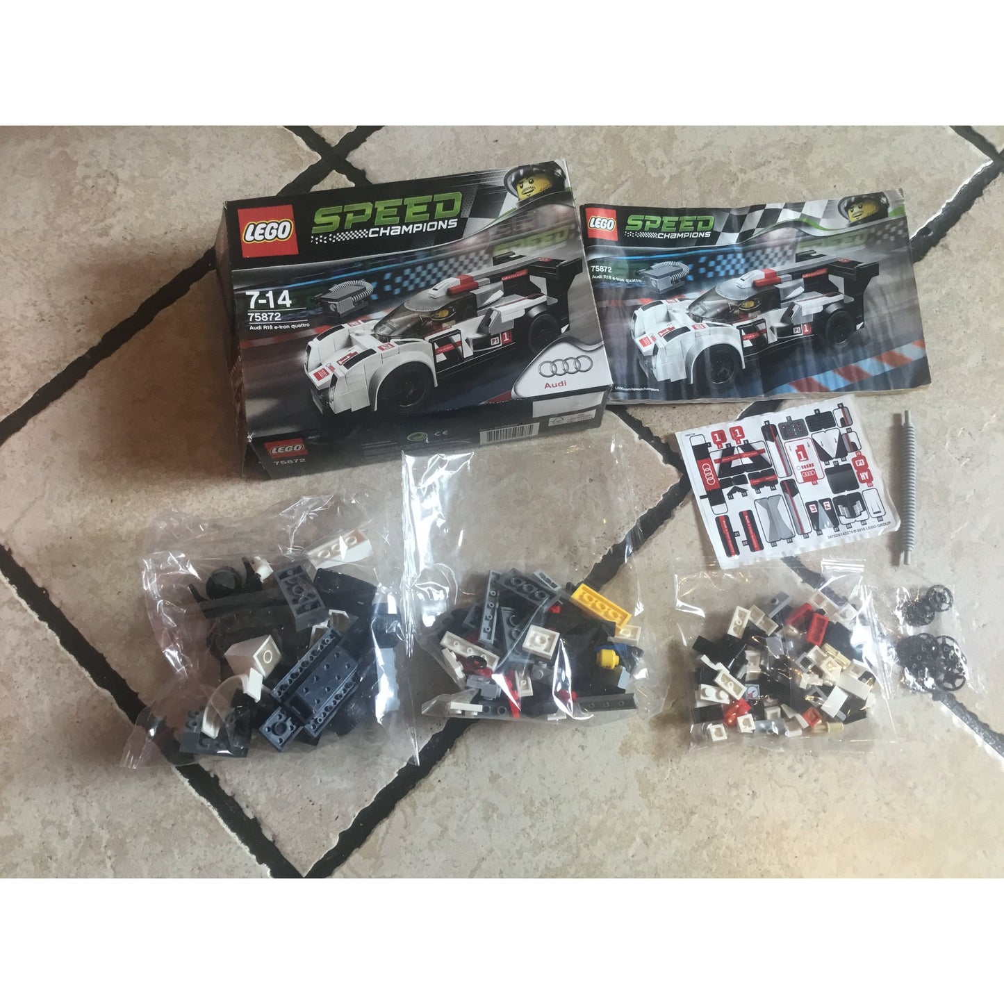 LEGO 75872 Speed Champions Audi R18 e-tron quattro RARITÄT Wasserschaden