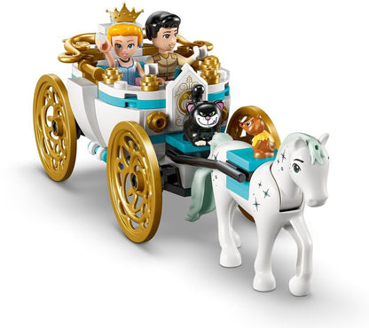 LEGO 43275 Disney Princess Cinderellas Schloss und Pferdekutsche